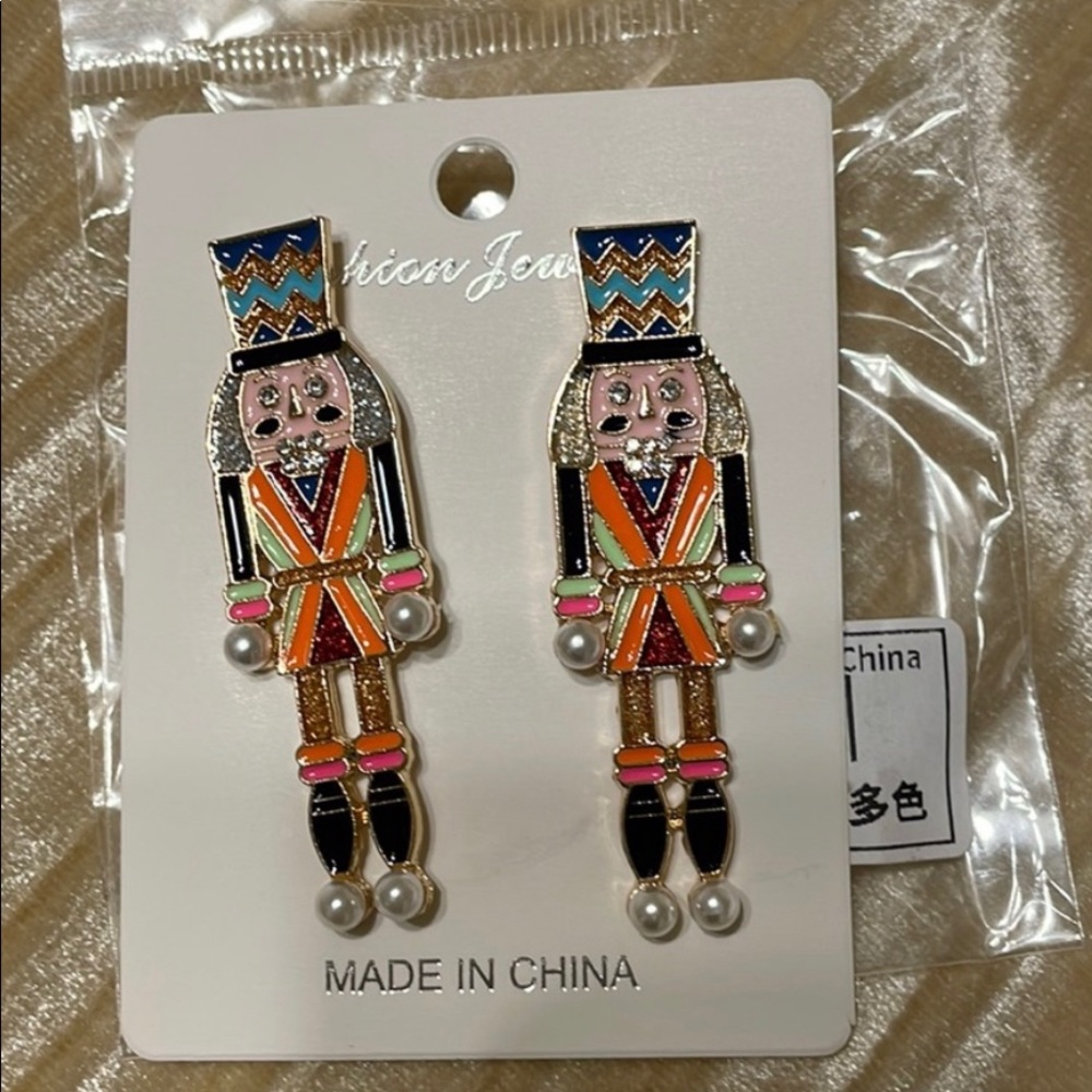 NWT Nutcracker Christmas Earrings